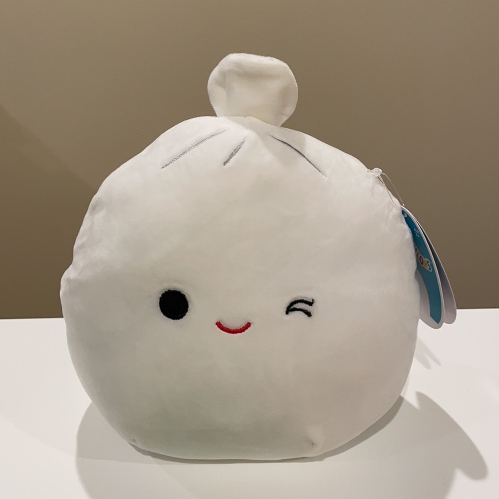 NWT 8” Dash the Dumpling Squishmallow